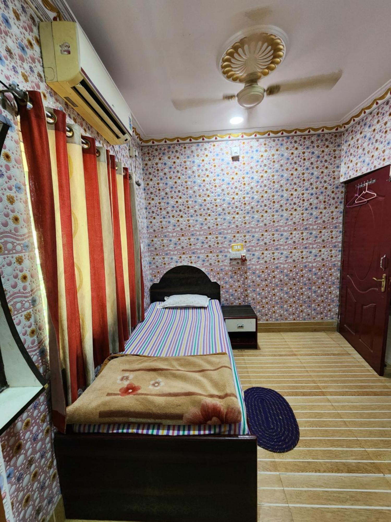 Hotel Shri Durga Baripada Exterior foto